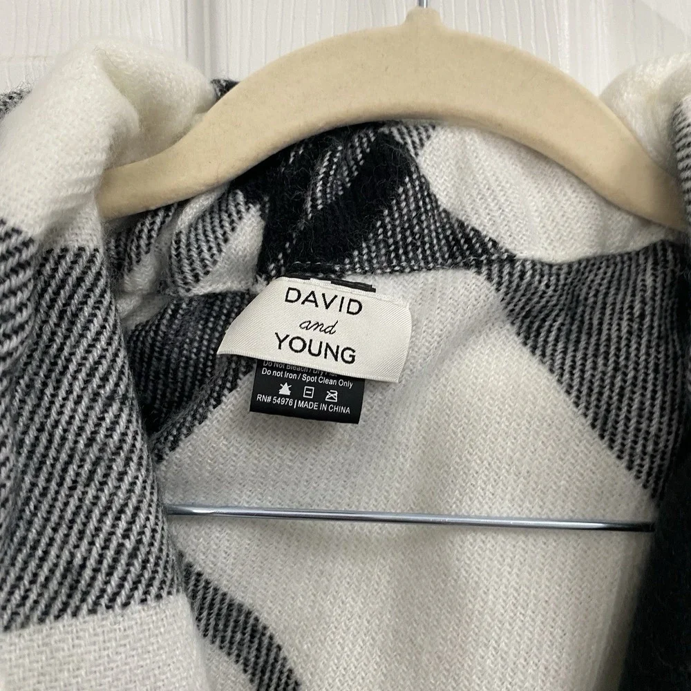 D&Y Women's Checkered fall Spring plaid fringe cape Poncho‎ wrap Sz- One Size